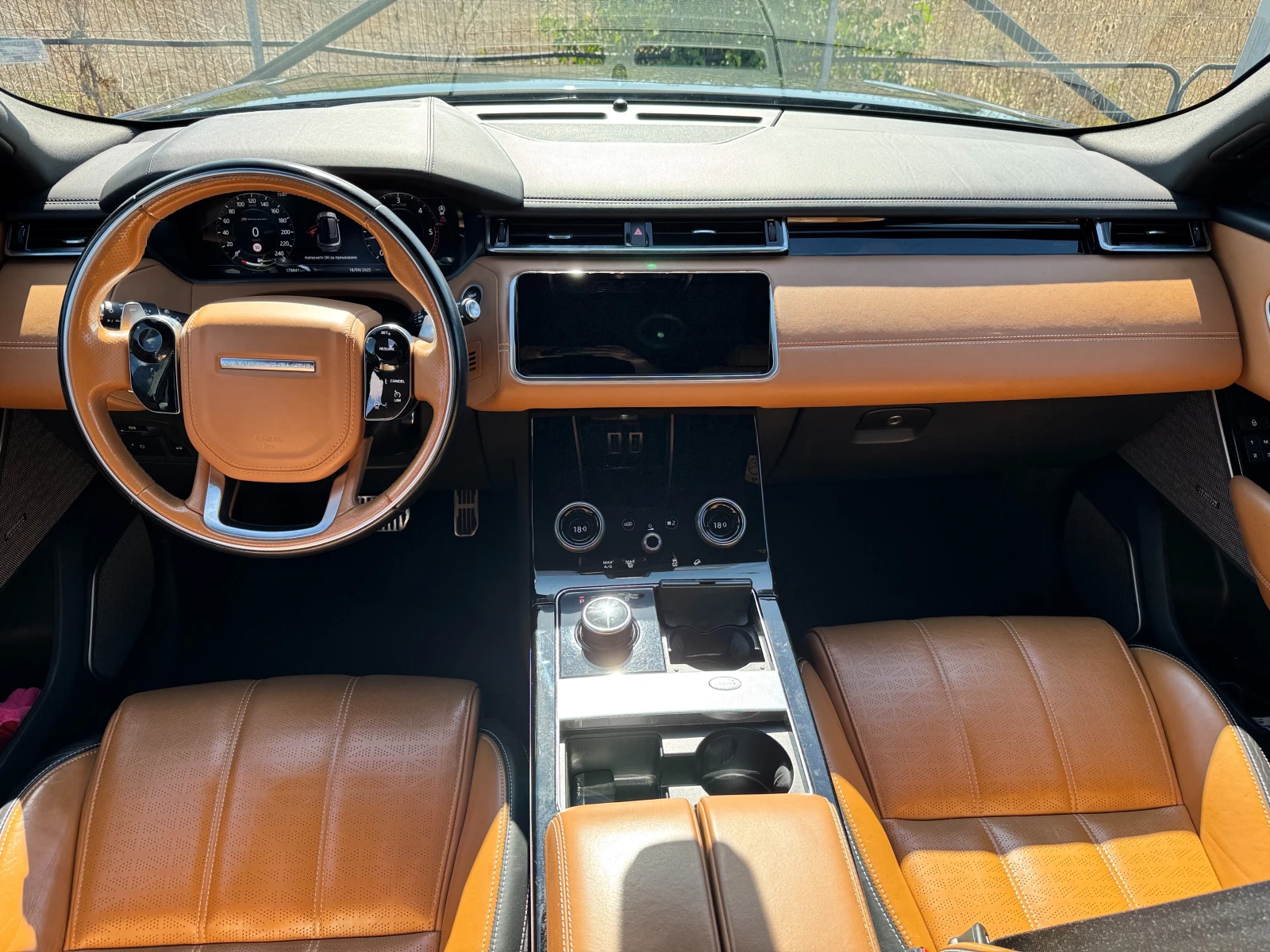 Land Rover Range Rover Velar  - изображение 9 | Auto.bg Land Rover Range Rover Velar  - изображение 9