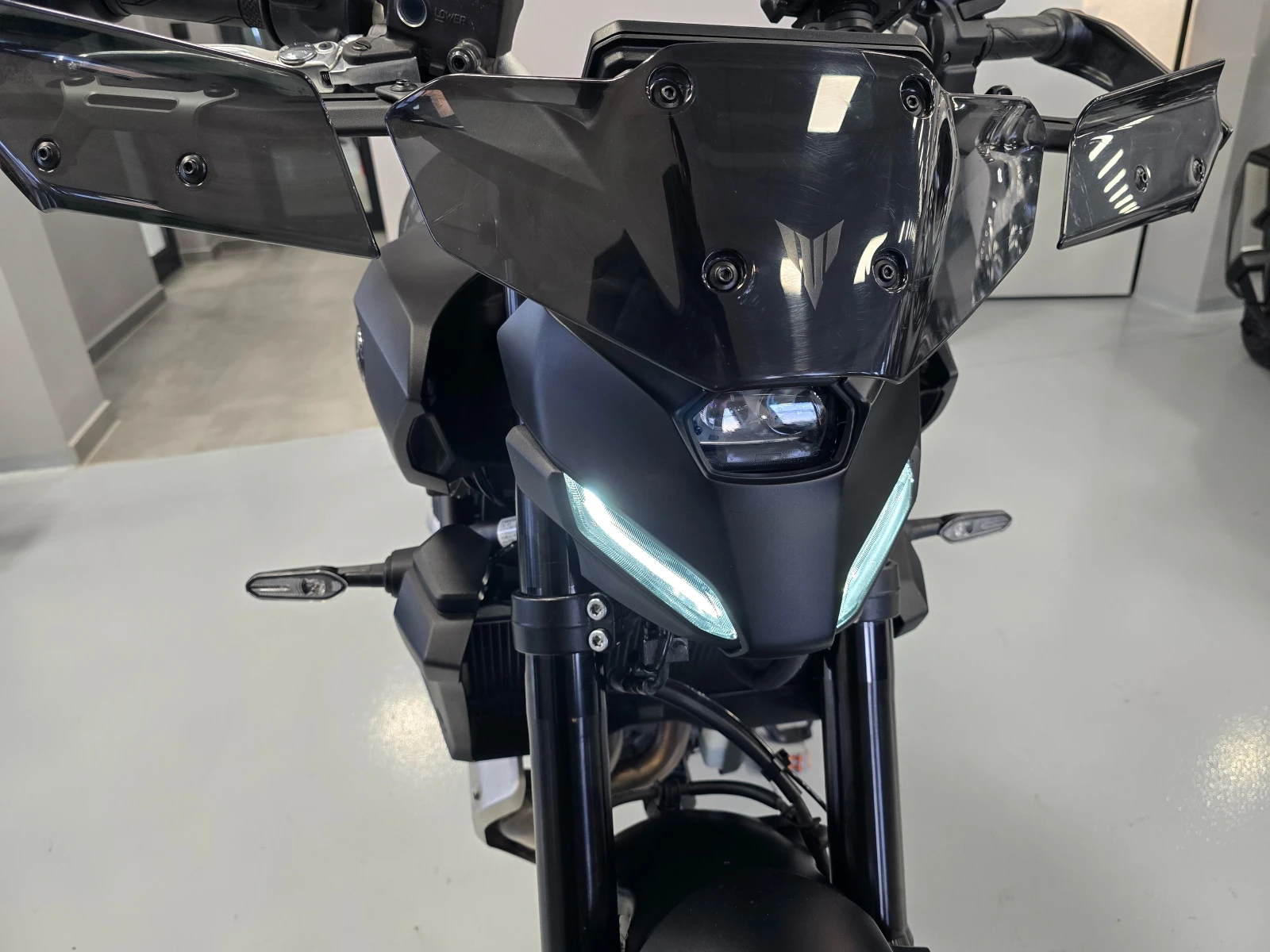 Yamaha Mt-07 700ie, ABS-TCS, Y-AMT, Tech Black! - изображение 9 | Auto.bg Yamaha Mt-07 700ie, ABS-TCS, Y-AMT, Tech Black! - изображение 9