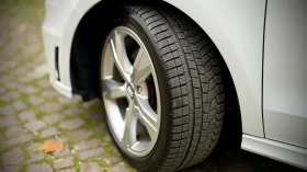 Audi A1 S-line 1.4T 185к.с. автомат - 19900 лв. / 10174.71 € - 68836595 3 | Car24.bg Audi A1 S-line 1.4T 185к.с. автомат - 19900 лв. / 10174.71 € - 68836595 3