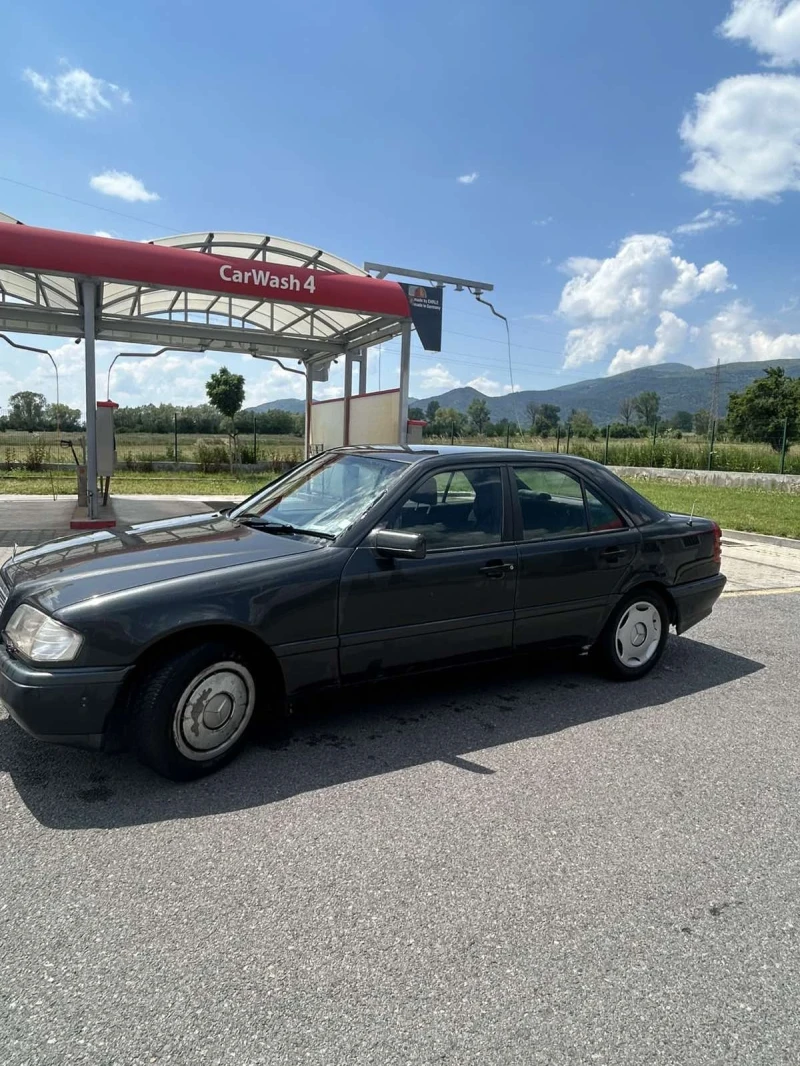 Mercedes-Benz C 180 1.8 ГАЗ - 1500 € / 2933.74 лв. - 17005078 1 | Car24.bg Mercedes-Benz C 180 1.8 ГАЗ - 1500 € / 2933.74 лв. - 17005078 1