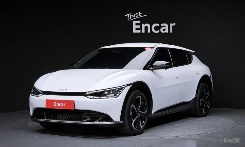 Kia EV6 * 2 КЛЮЧА * ОБДУХВАНЕ * ДИСТРОНИК * 360 КАМЕРА * - 26600 € / 52025.08 лв. - 38306286 1 | Car24.bg Kia EV6 * 2 КЛЮЧА * ОБДУХВАНЕ * ДИСТРОНИК * 360 КАМЕРА * - 26600 € / 52025.08 лв. - 38306286 1