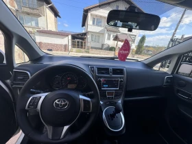 Toyota Verso S Панорамен покрив и камера за задно виждане - 6000 € / 11734.98 лв. - 34840367 7 | Car24.bg Toyota Verso S Панорамен покрив и камера за задно виждане - 6000 € / 11734.98 лв. - 34840367 7