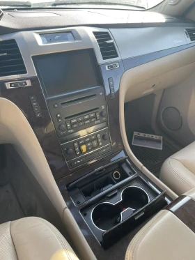 Cadillac Escalade undefined | Auto.bg — изображение 6 Cadillac Escalade undefined | Auto.bg — изображение 6