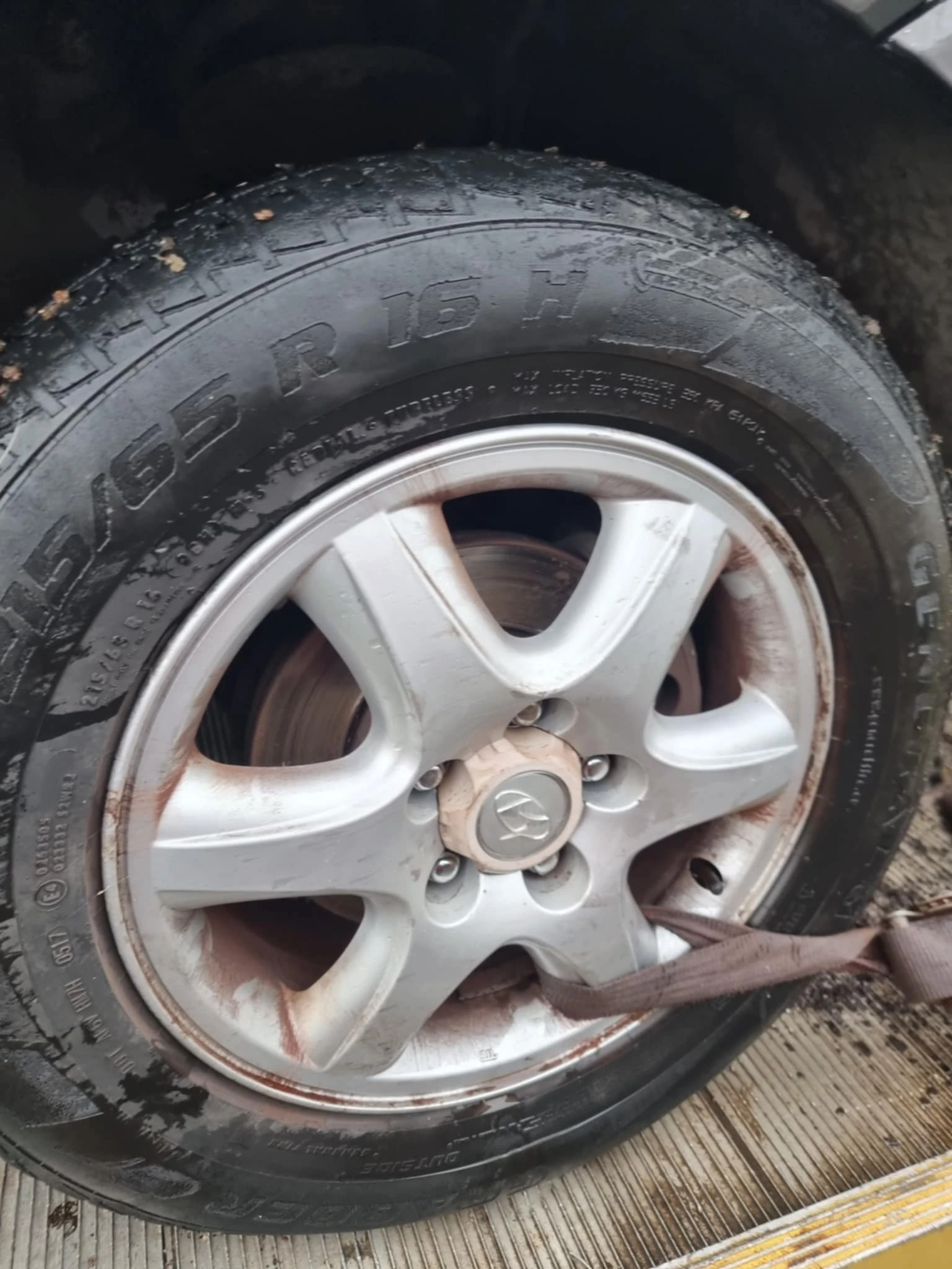 Hyundai Tucson 2.0 CRDI/Лети джанти 16/Теглич/Auto - изображение 2 | Auto.bg Hyundai Tucson 2.0 CRDI/Лети джанти 16/Теглич/Auto - изображение 2