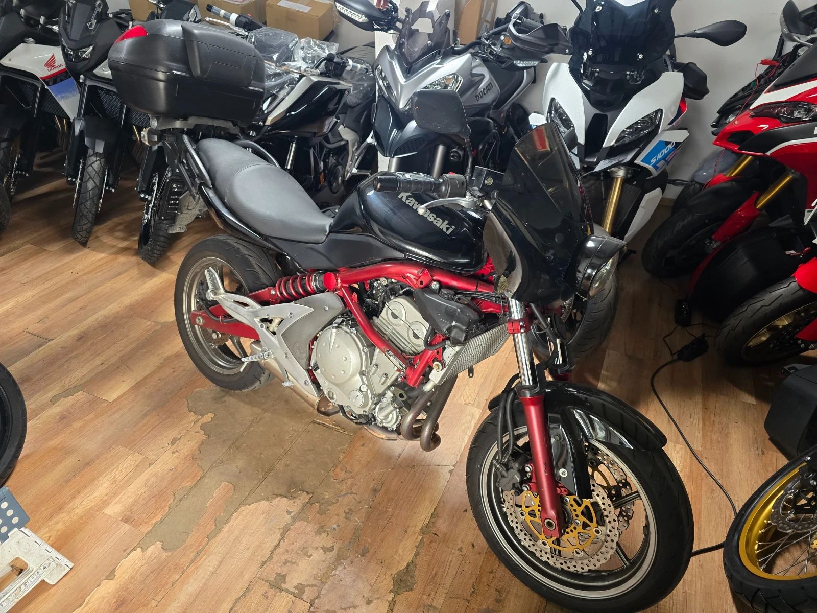 Kawasaki ER 6n | Auto.bg — изображение 1 Kawasaki ER 6n | Auto.bg — изображение 1