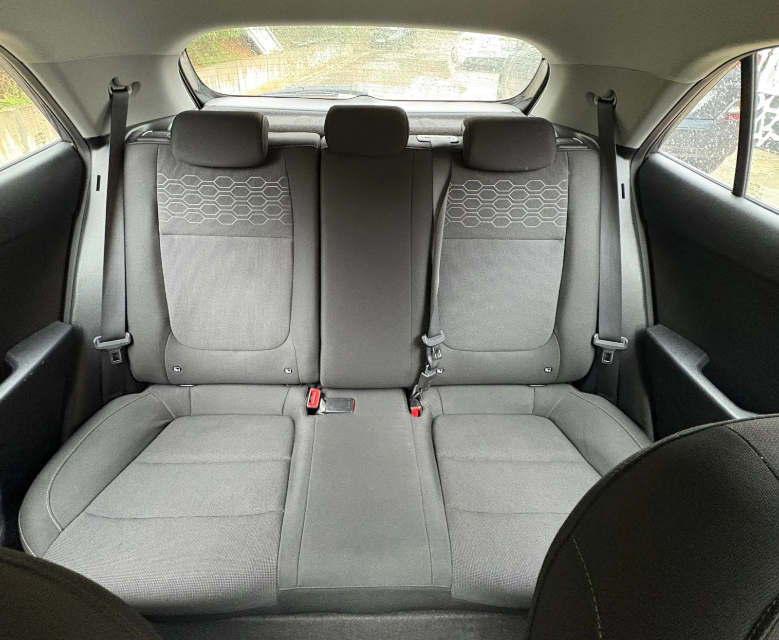 Kia Rio 1.4CRDI FACELIFT - изображение 10 | Auto.bg Kia Rio 1.4CRDI FACELIFT - изображение 10