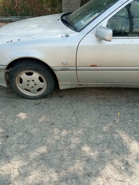 Mercedes-Benz C 250 - 300 € / 586.75 лв. - 18396852 7 | Car24.bg Mercedes-Benz C 250 - 300 € / 586.75 лв. - 18396852 7