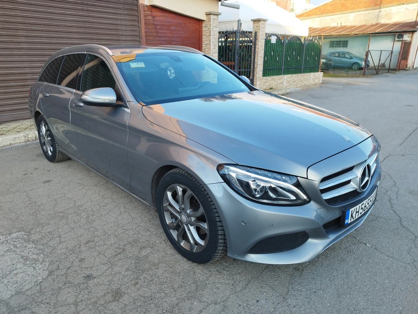 Mercedes-Benz C 200 BLUETEC, 7 G, LED, NAVI - изображение 3 | Auto.bg Mercedes-Benz C 200 BLUETEC, 7 G, LED, NAVI - изображение 3