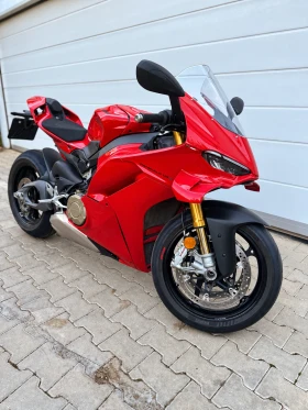 Ducati Panigale V4S | Auto.bg — изображение 7 Ducati Panigale V4S | Auto.bg — изображение 7