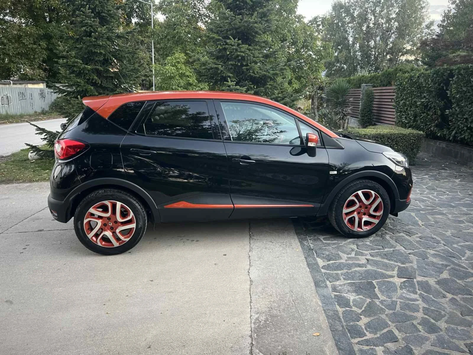 Renault Captur 1.2 TCe Luxe 73000км. - изображение 8 | Auto.bg Renault Captur 1.2 TCe Luxe 73000км. - изображение 8
