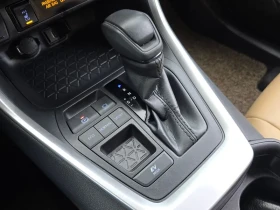 Toyota Rav4 Hybrid/ КОЖА/ ПОДГРЕВ/ ШИБЕДАХ/ КАМЕРА/ТЕМПОМАТ | Auto.bg — изображение 8 Toyota Rav4 Hybrid/ КОЖА/ ПОДГРЕВ/ ШИБЕДАХ/ КАМЕРА/ТЕМПОМАТ | Auto.bg — изображение 8