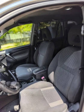 Toyota Rav4 2.0 D-4D - 5500 € - 61909981 6 | Car24.bg Toyota Rav4 2.0 D-4D - 5500 € - 61909981 6