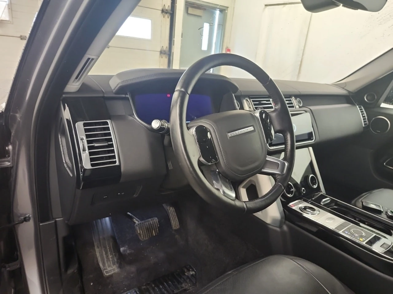 Land Rover Range rover * АВТО КРЕДИТ* ЦЕНА ДО БГ * СЕРВИЗНА ИСТОРИЯ *  - изображение 8 | Auto.bg Land Rover Range rover * АВТО КРЕДИТ* ЦЕНА ДО БГ * СЕРВИЗНА ИСТОРИЯ *  - изображение 8