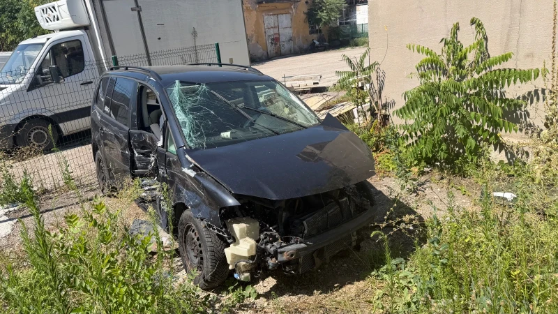 VW Touran - 100 € / 195.58 лв. - 67988650 1 | Car24.bg VW Touran - 100 € / 195.58 лв. - 67988650 1