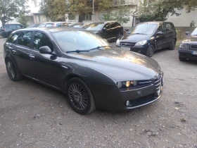 Alfa Romeo 159 sportwagon 2.4 jtd m - 2400 € / 4693.99 лв. - 66430585 3 | Car24.bg Alfa Romeo 159 sportwagon 2.4 jtd m - 2400 € / 4693.99 лв. - 66430585 3
