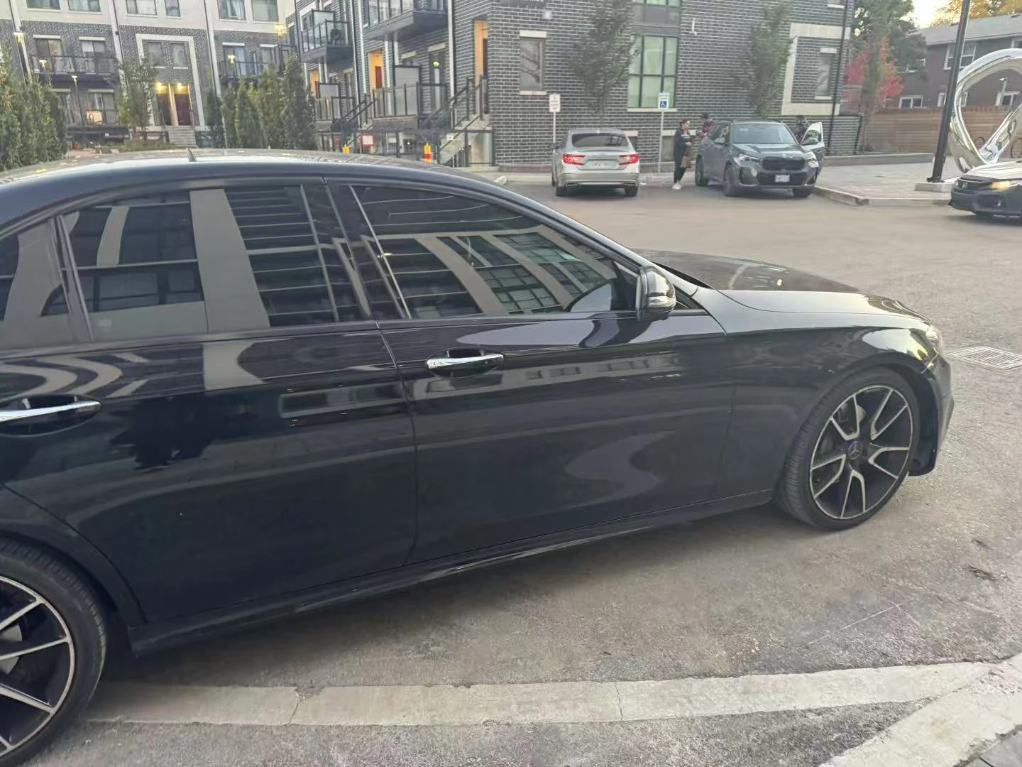 Mercedes-Benz E 300 CARFAX АВТО КРЕДИТ  - изображение 7 | Auto.bg Mercedes-Benz E 300 CARFAX АВТО КРЕДИТ  - изображение 7