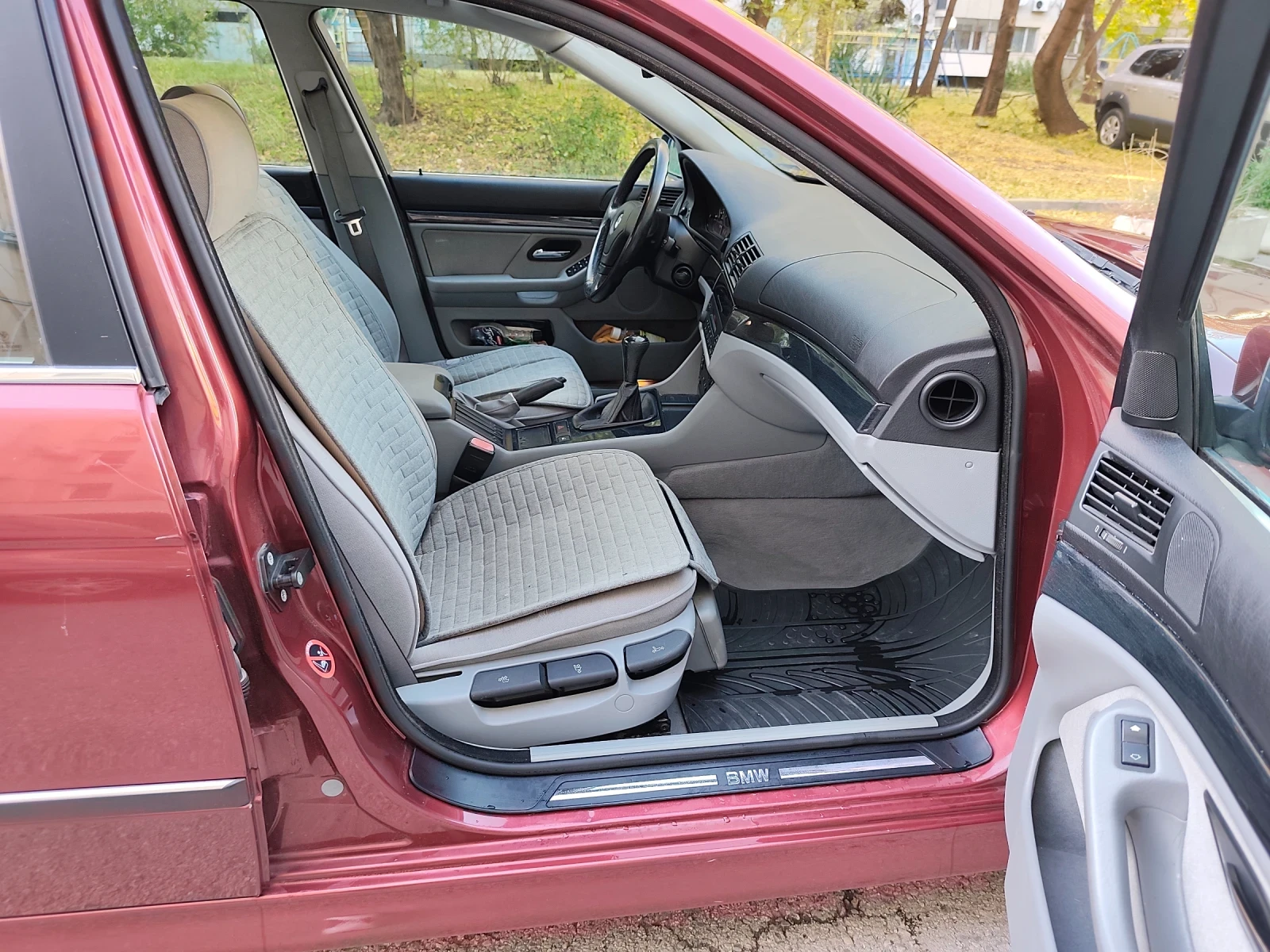 BMW 520 2.0 ГАЗ-ИНЖ* КЛИМАТРОНИК* !ТОП! - изображение 9 | Auto.bg BMW 520 2.0 ГАЗ-ИНЖ* КЛИМАТРОНИК* !ТОП! - изображение 9