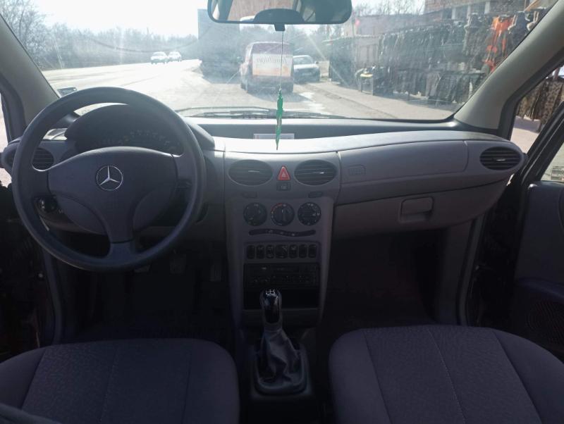 Mercedes-Benz A 160 1.6  - изображение 4