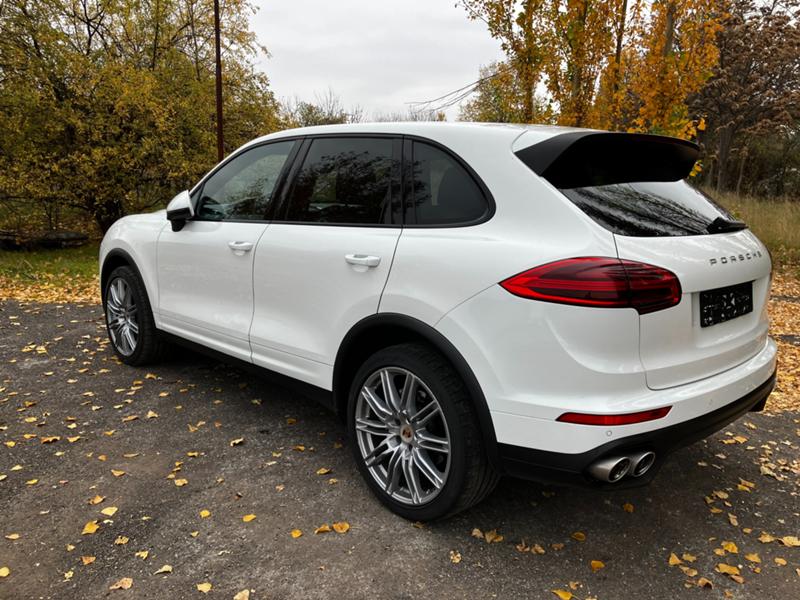 Porsche Cayenne 4.2 V8 - изображение 2