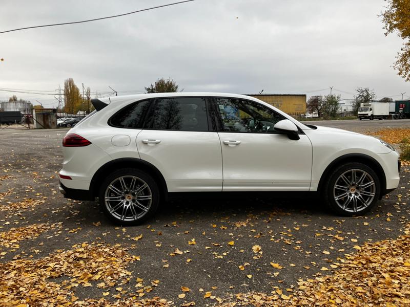 Porsche Cayenne 4.2 V8 - изображение 5