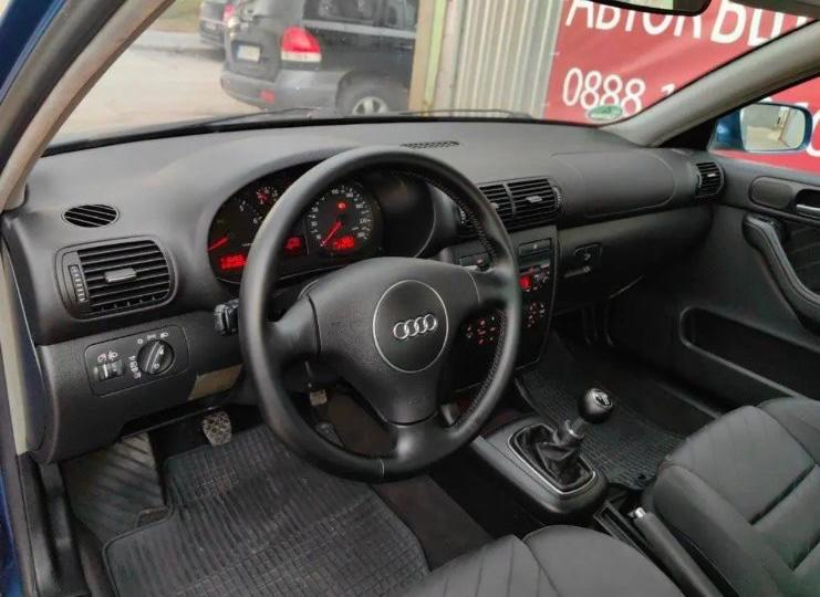 Audi A3 1.6 - изображение 2