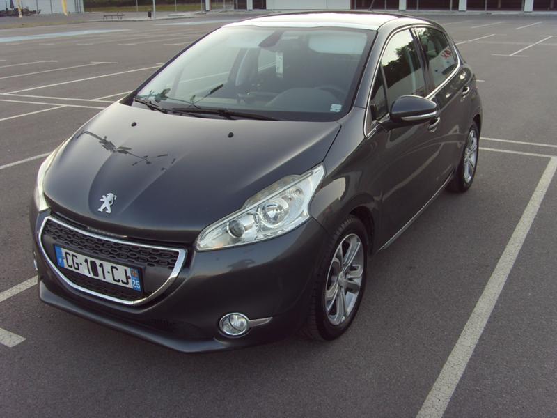 Peugeot 208 1.6 eHDI 6ck.116 - изображение 6