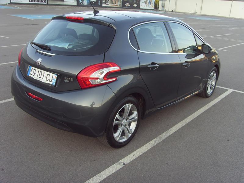 Peugeot 208 1.6 eHDI 6ck.116 - изображение 3