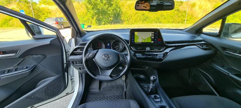 Toyota C-HR Доказани км.1.2  - изображение 8