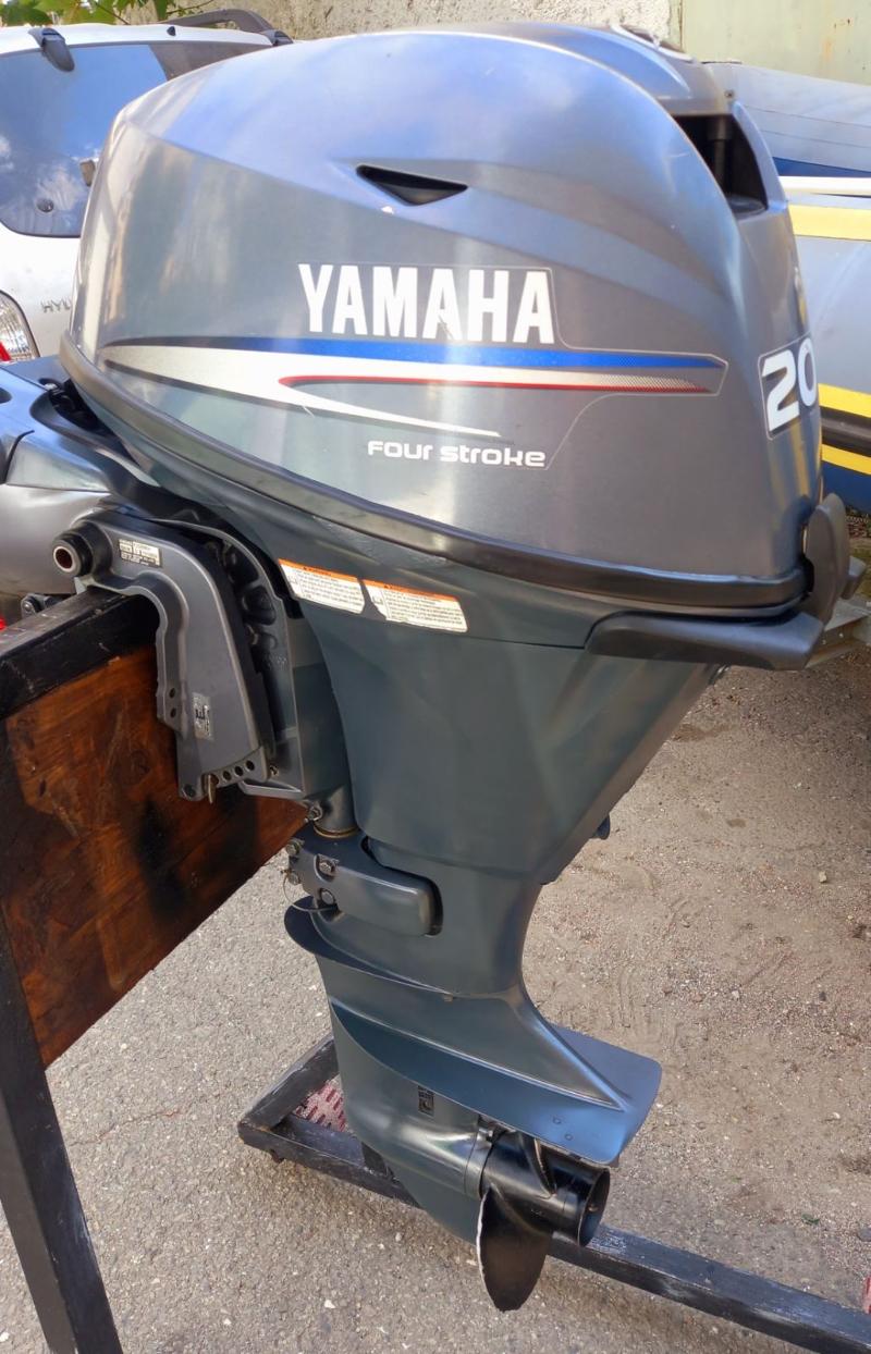 Извънбордов двигател Yamaha 20 - изображение 1