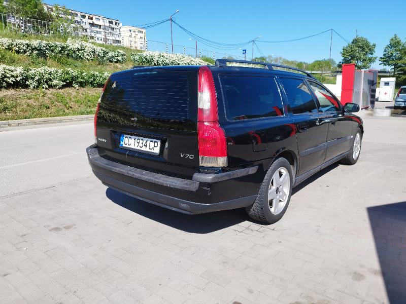 Volvo V70 2.4i - изображение 5