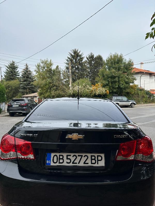 Chevrolet Cruze 2.0 - изображение 4