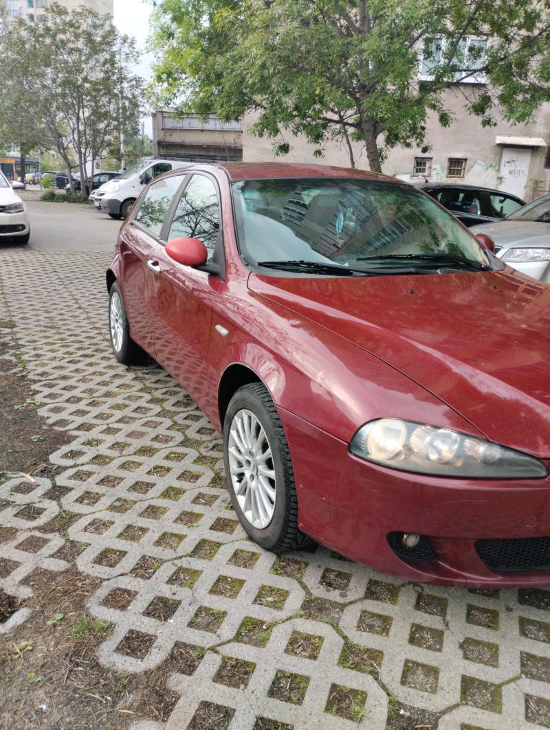 Alfa Romeo 147 1.9 JTD - изображение 4