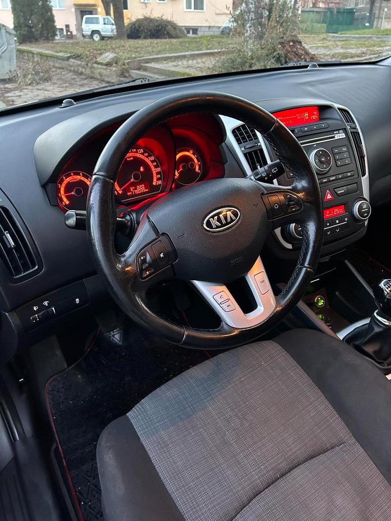 Kia Ceed 1.4 - изображение 4