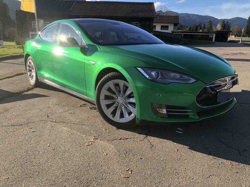 Tesla Model S P85+ - изображение 3
