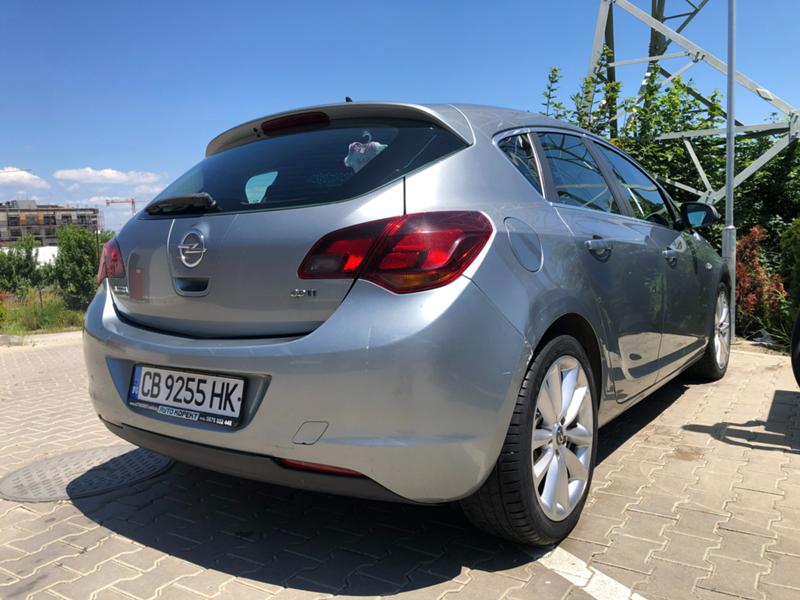 Opel Astra J - изображение 4