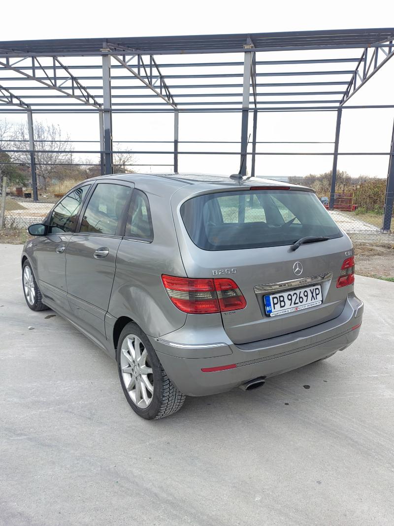 Mercedes-Benz B 200 2.0 CDI - изображение 8