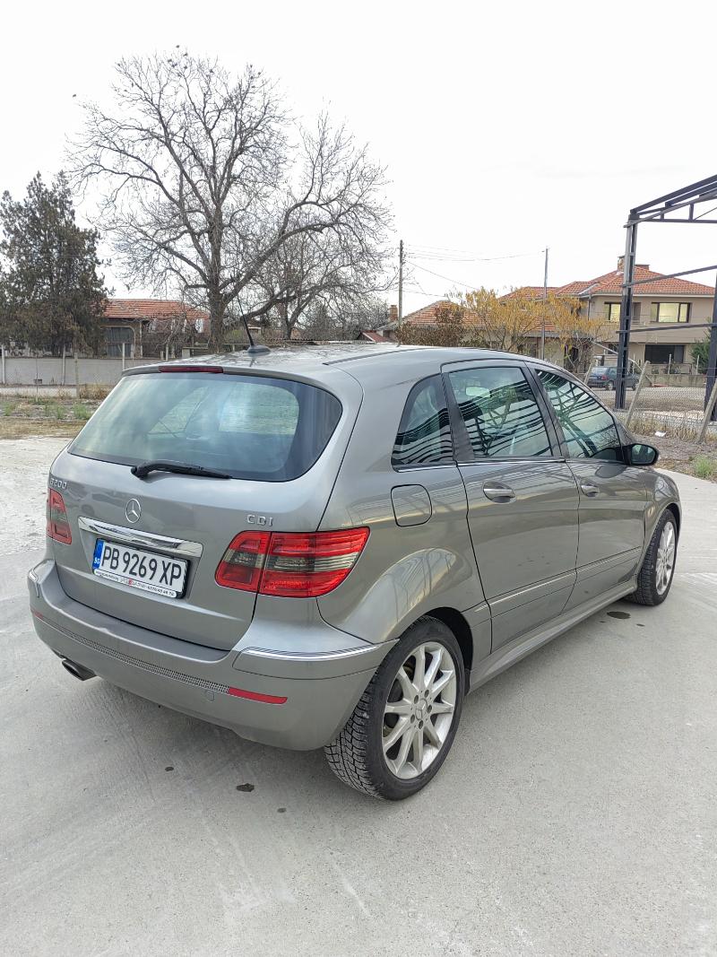 Mercedes-Benz B 200 2.0 CDI - изображение 6