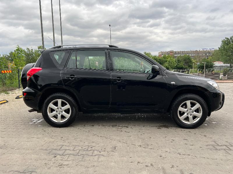 Toyota Rav4 2.0i - изображение 7