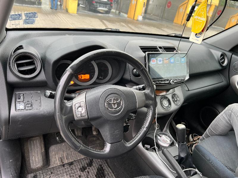 Toyota Rav4 2.0i - изображение 9