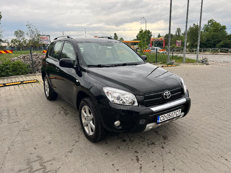 Toyota Rav4 2.0i - изображение 2