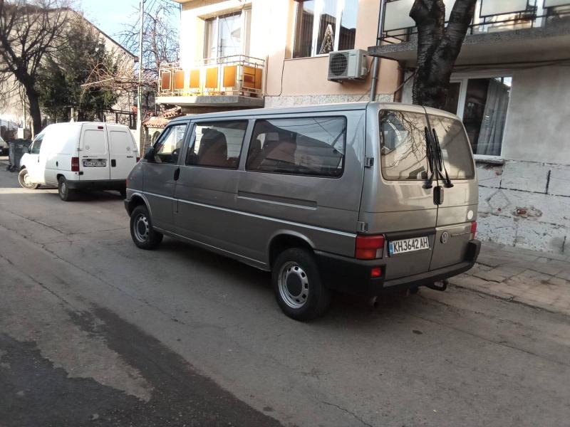 VW Transporter 2.4 D - изображение 2