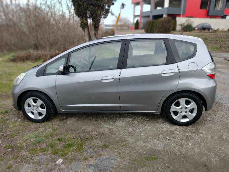 Honda Jazz 1.3 i-vtec - изображение 3