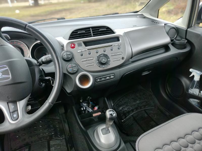 Honda Jazz 1.3 i-vtec - изображение 10