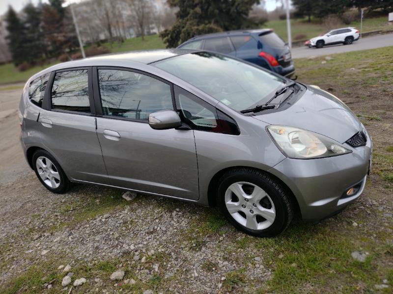 Honda Jazz 1.3 i-vtec - изображение 2