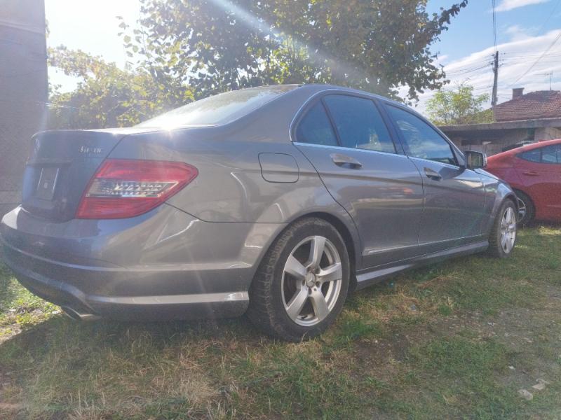 Mercedes-Benz C 300 AMG V6 4matic  - изображение 4