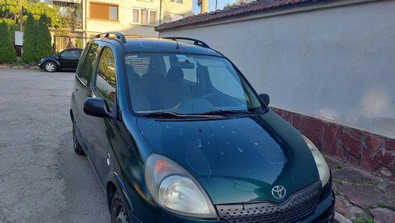 Toyota Yaris verso 1.5 - изображение 2