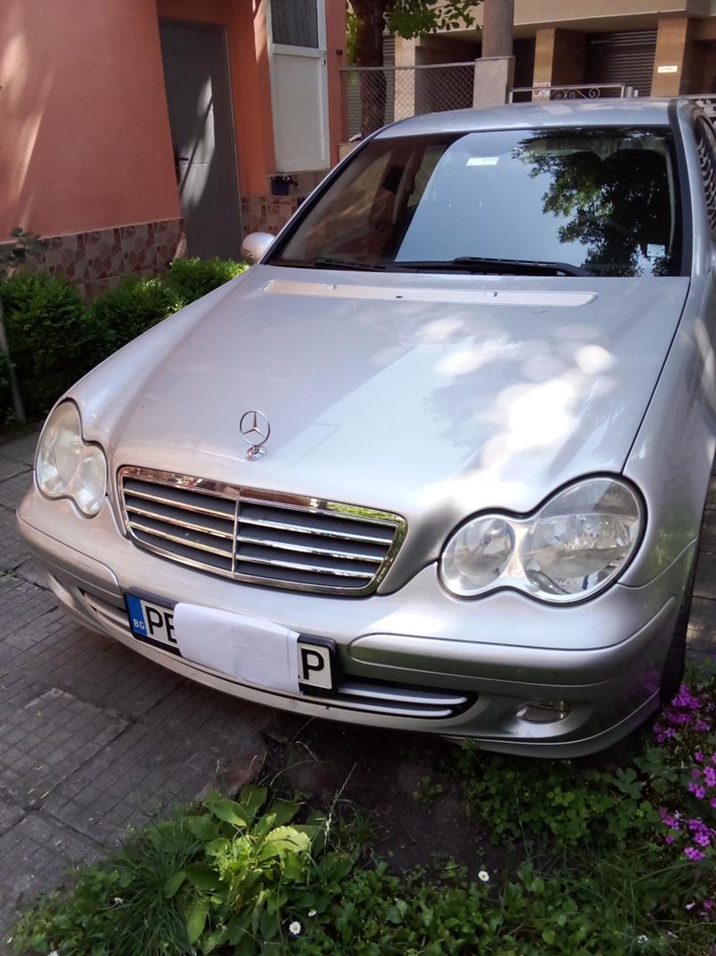 Mercedes-Benz C 180 компресор - изображение 2