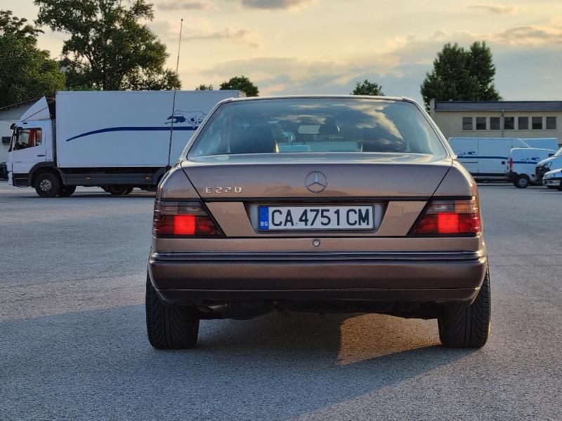 Mercedes-Benz 124 E220 - изображение 5