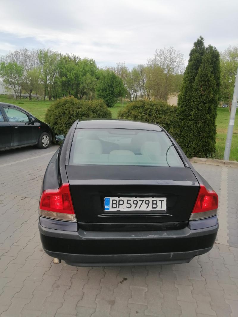 Volvo S60 2,4 D5 - изображение 2