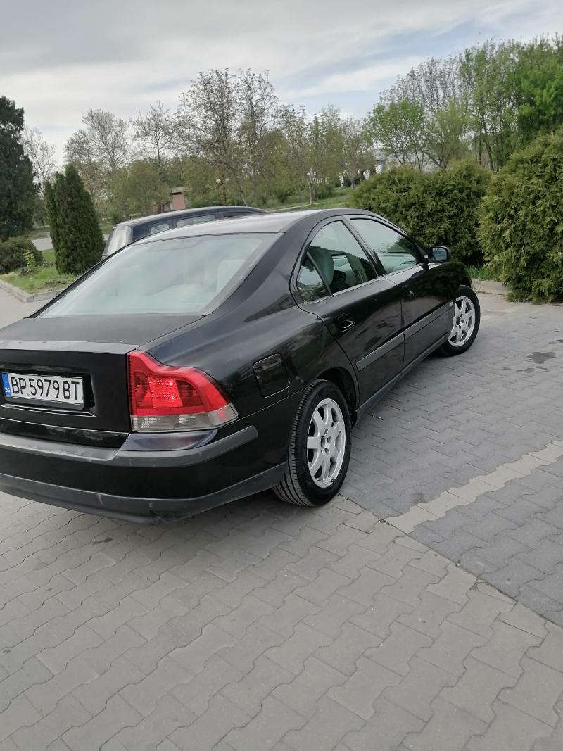 Volvo S60 2,4 D5 - изображение 4